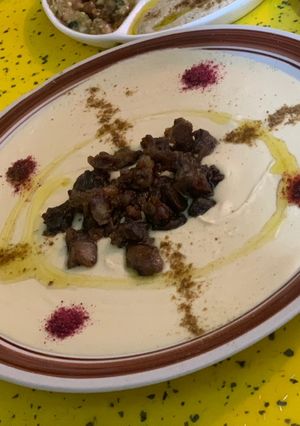 صورة لوصفة حمص بطحينة باللحمة