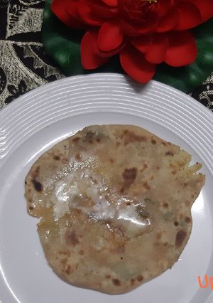 A picture of Aalloo Paratha.