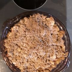 A picture of Apple crunch.