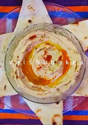 A picture of Hummus from Middle East.