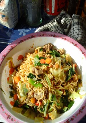Foto resep mie goreng daging pelangi