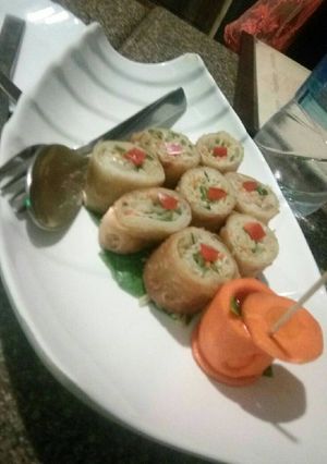 A picture of Spring rolls.