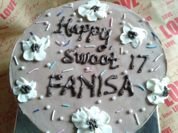 Langkah Mudah untuk Menyiapkan Resep Cake Ultah Coklat Moist yang Bikin Ngiler Anti Ribet, Sempurna