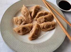 Foto di Gyoza (ravioli giapponesi)