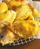 Empanadas de mejillones y camarones