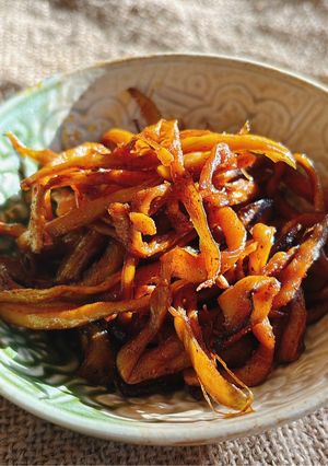 Hình của món Nấm Cay Ngũ Vị.