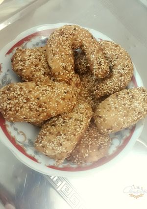 صورة لوصفة كعك بالسمسم
