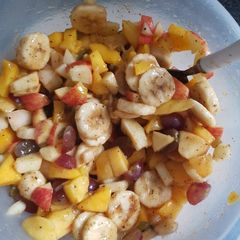 A picture of Fruits chaat.
