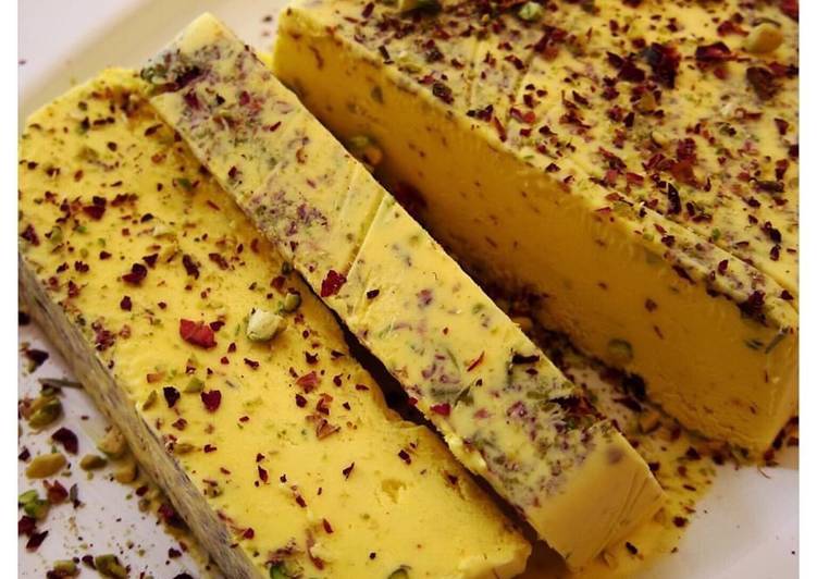 Recipe of Award-winning PERSIAN SAFFRON, ROSE &amp; PISTACHIO ICE CREAM