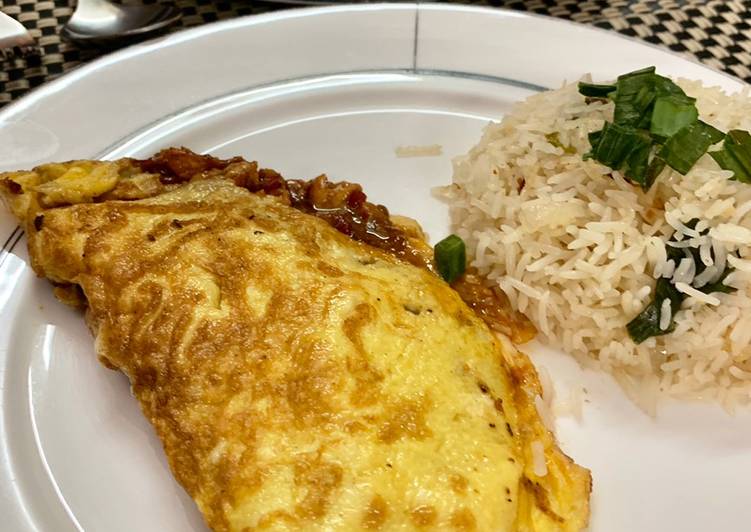 Kai Yad Sai (Stuffed Chicken Omelette)