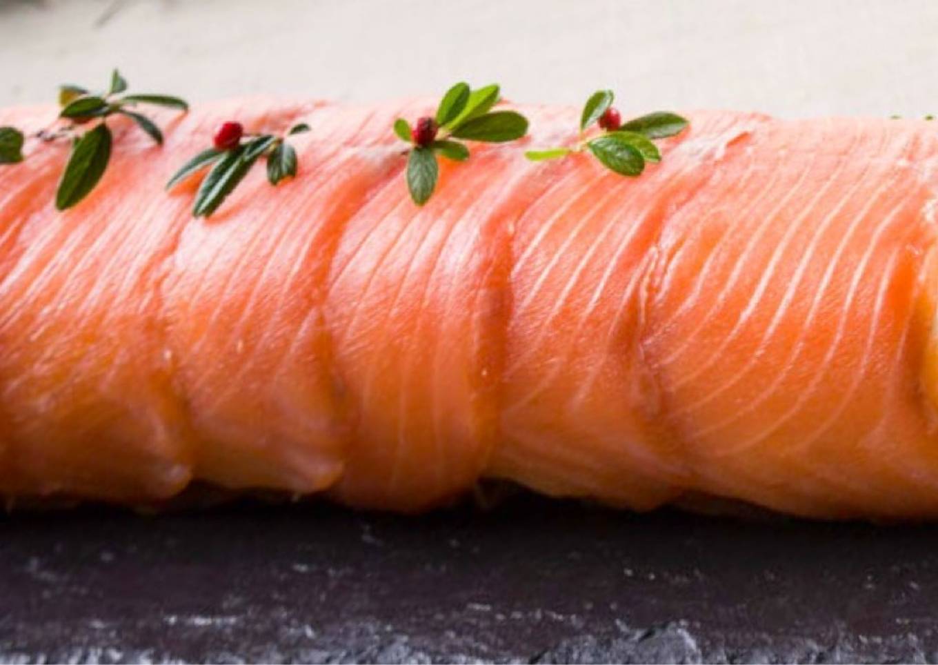 Brazo de gitano de gambas 馃 y salm贸n 馃崳 marinado