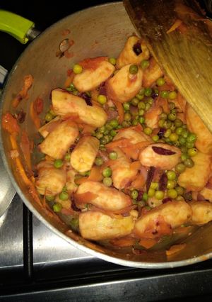 A picture of Bananas and Peas.