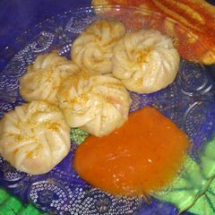 A picture of Veg. steam momos.