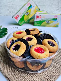 Foto resep Thumbprint Cheese Cookies