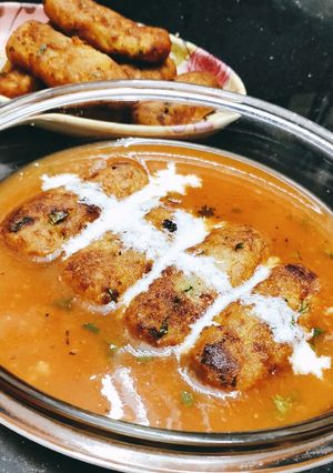 મલાઈ કોફતા (Malai Kofta recipe in gujarati) રેસીપી મુખ્ય ફોટો