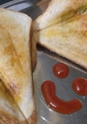 A picture of Mayonnaise Sandwitch.
