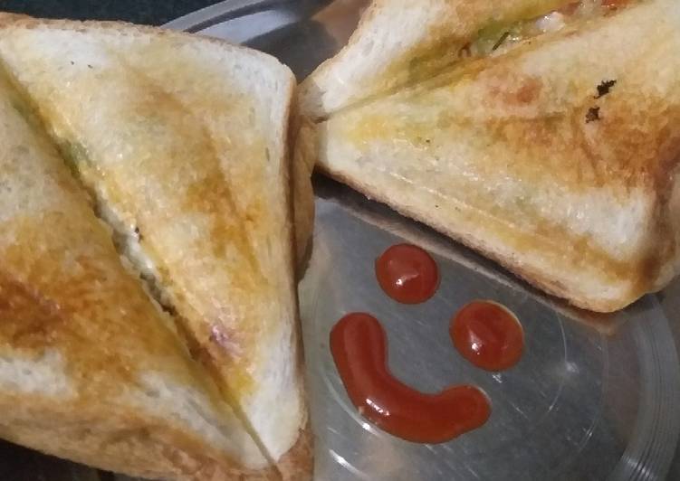 Easy Way to Cook Speedy Mayonnaise Sandwitch