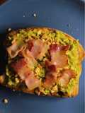 #655 Avocado toast con pancetta e arachidi 🥖🥓🥜🥑