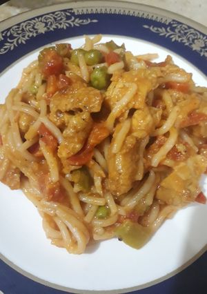 A picture of Chicken tikka spaghetti.