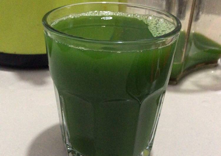 Cara membuat Celery juice (jus seledri) legit