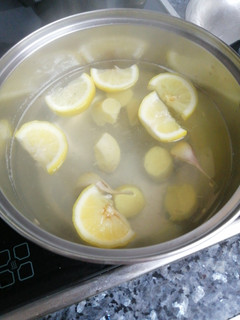 Una foto de Infusión casera de jengibre