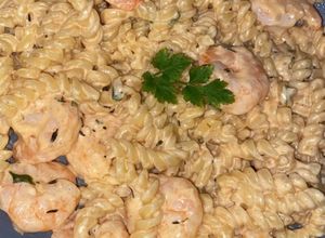 Une photo de Pâtes aux crevettes sauce cajun