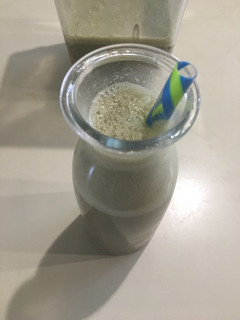 Una foto de Batido Yogurt-Espinacas-Piña (smoothie)