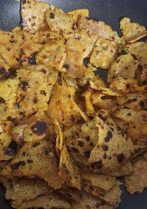 A picture of Crispy Roti Bites.