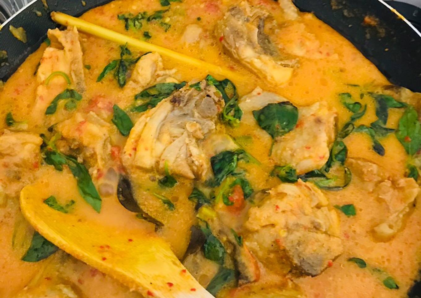 Rica Ayam kemangi