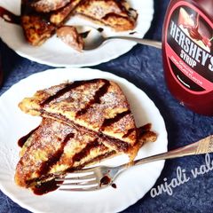 A picture of Chocolate French toast.