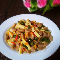 A picture of Tumis Putren & Bakso.