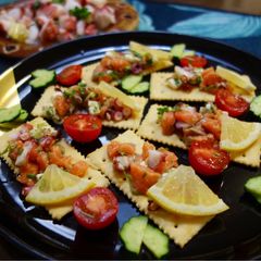 A picture of Sashimi Canapé.