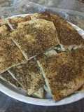خبز الزعتر (خبز الطابون بالزعتر)