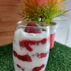 A picture of Layered fruit Yogurt.