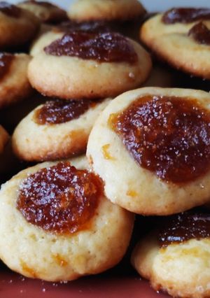 Una foto de Pepas de membrillo borrachitas