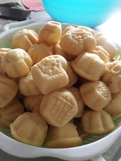 Hình của món Bánh bông lan truyền thống.