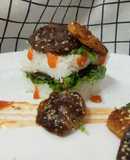 Sườn non áp chảo, nấm xào sả ớt