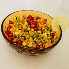 A picture of Healthy Sprouts Salad.