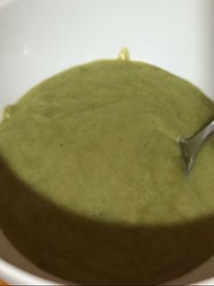 Una foto de Puré de merluza y verduras