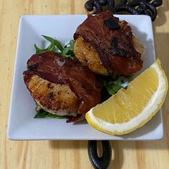A picture of Bacon Wrapped Scallops.