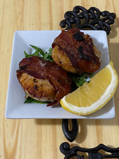 A picture of Bacon Wrapped Scallops.