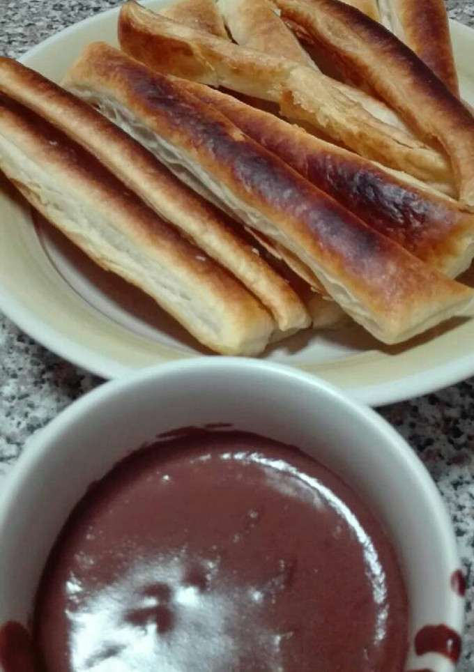 Una foto de Churros saludables con chocolate