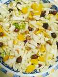 Insalata di finocchi arancia olive cipolla e aringa affumicata