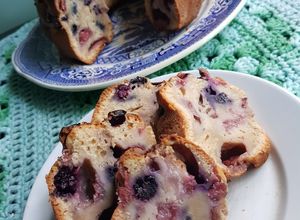 Una foto de Budín de Yogurt y Frutos rojos
