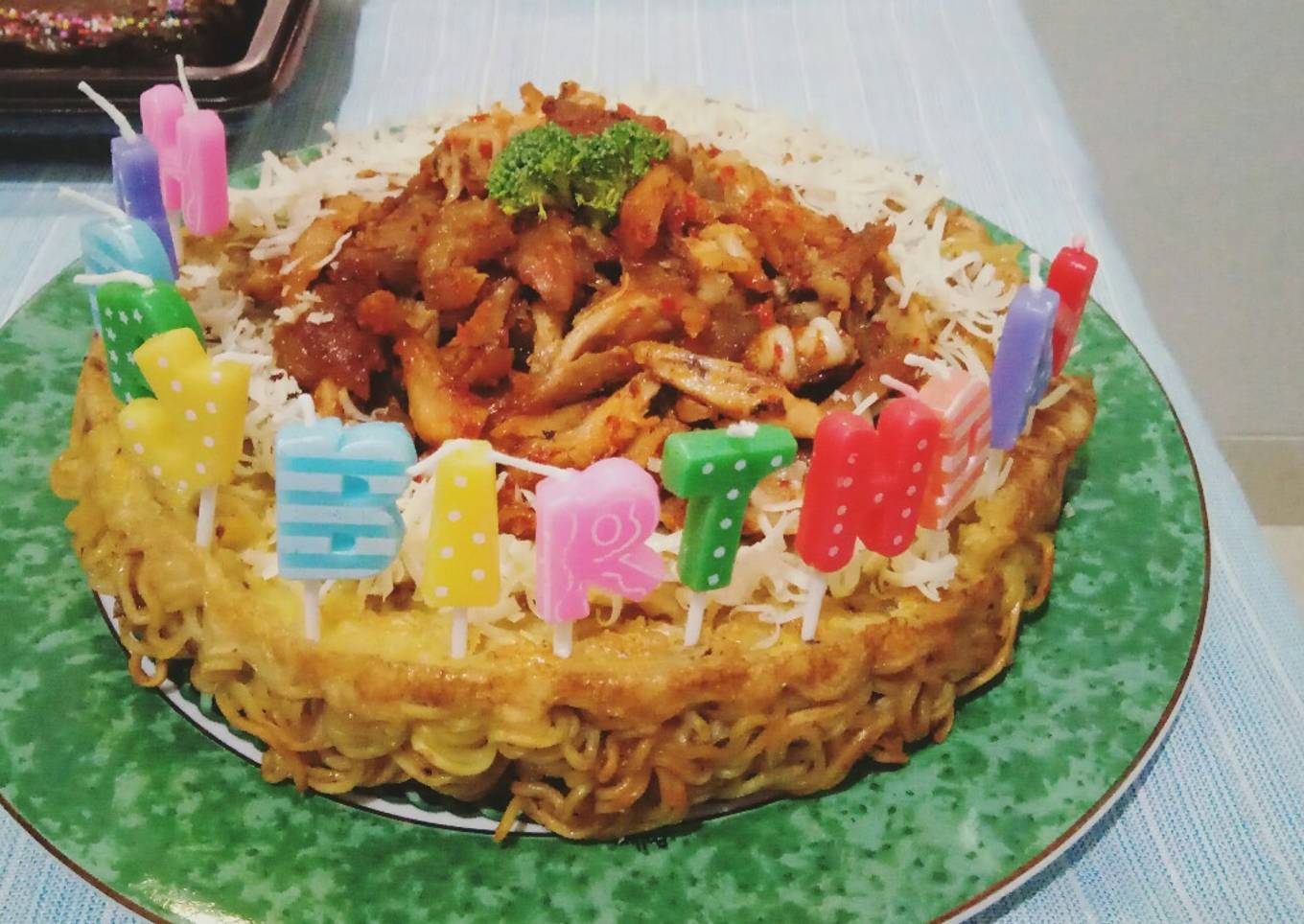 Cake Mie Ayam Balado