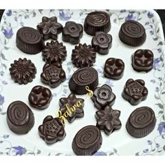 Chocolates with blue berry filling A picture of Chocolates with blue berry filling.