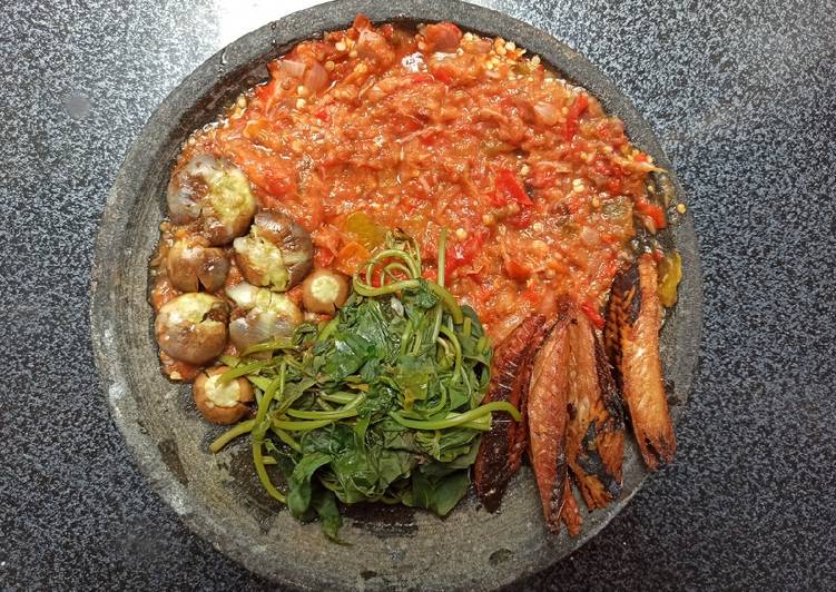 Sambal Terasi Kukus by MOMO MT