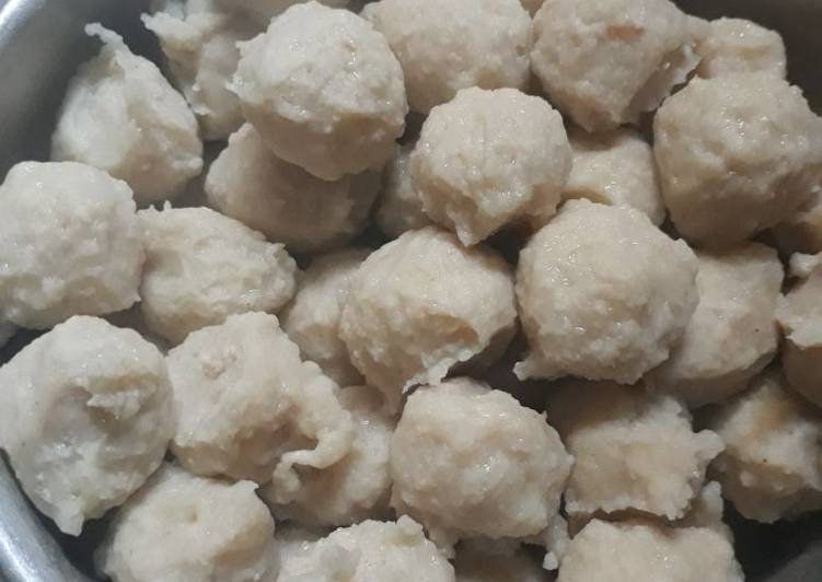 Resep masakan Bakso ayam homemade | Cara Membuat Bakso ayam homemade Yang Bisa Manjain Lidah