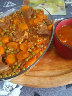 صورة لوصفة طبق الأرز بالجلبانة واللحم 😋