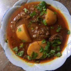 Aloo Gosht😋 A picture of Aloo Gosht😋.